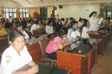 Pegawai Desak Direktur...