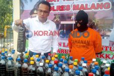 Sebulan, Produksi 100...