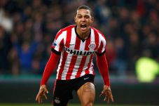 Target United Bersiap...