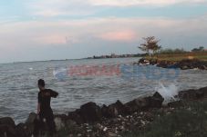 70 Km Pantai Indramayu...