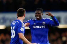 Mourinho Siapkan Zouma...