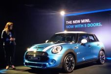Mini Cooper 5-Pintu...