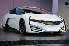 Honda FCEV Concept Akan...