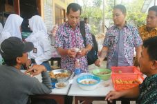 Dinkes Sidak Jajanan...