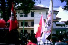 Polda Jabar Diminta...