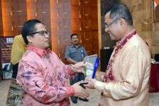 Indonesia Kaji Peluang...
