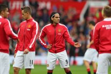 Falcao Kehilangan Posisi...