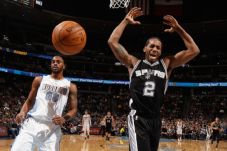 25 Poin Kawhi Leonard...
