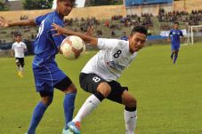 Monoton, PSIS vs Bali...