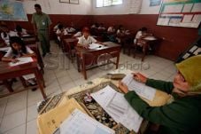 UN Online di Jakarta...