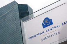 Zona Euro Dinilai Terus...