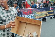 Seniman dan Musisi Mengamen...