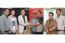 Serius Garap Digital...