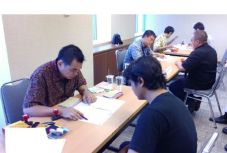 MNC Siapkan Drop Box...