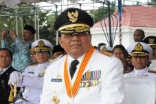 Polisi Ciduk Eks Gubernur...