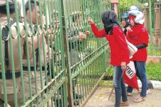 Minta Razia Perempuan...