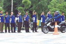 Fitur dan Teknologi...