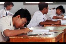 2 Sekolah Ini Mengeluhkan...