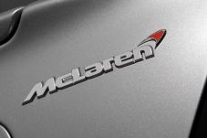 McLaren yakin Cetak...