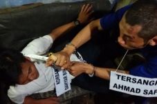 Polres Purwakarta Rekonstruksi...