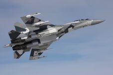 Kecanggihan Sukhoi Su-35,...