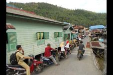 Cegah Penimbunan, Beli...