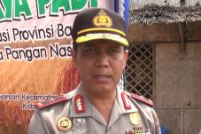 Titin Tewas Tertembak,...