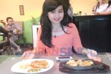 Andalkan Menu Steak...