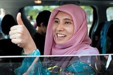 Polisi Malaysia Tangkap...