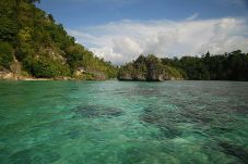 Pulau Poya Lisa, Surga...