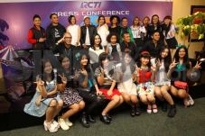 Usung Sweet 7, HUT DahSyat...