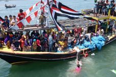 Nelayan Pasuruan Gelar...