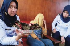 Neneng Selundupkan Ganja...