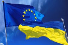 Ukraina Belum Bisa Bergabung...