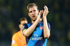 Mertesacker Akui Kehebatan...
