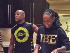 Roach : Makanan Mayweather...