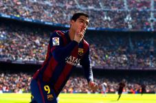 Suarez Coba Menikmati...