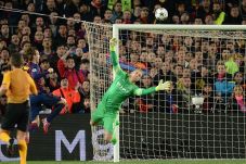Aksi Joe Hart Buat Ter...