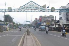 Puluhan Warga Bekasi...