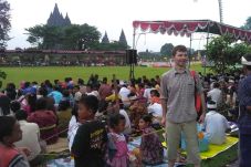 Lihat Tawur Agung di...