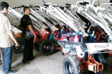 59 Traktor Bantuan Jokowi...
