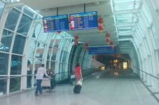Nyepi, Bandara Ngurah...