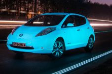 Nissan Leaf Dapat Menyala...