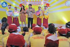 Mahir Gizi bersama Caravan...