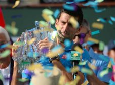 Atasi Federer, Djokovic...
