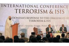 Cegah ISIS, RI Perkuat...