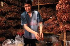 Harga Bawang Merah Meroket...
