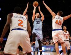 Knicks Jadi Tumbal Tiket...