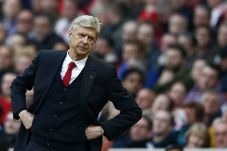Wenger Tak Terima Dikritik