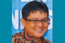 Distribusi Tertutup...